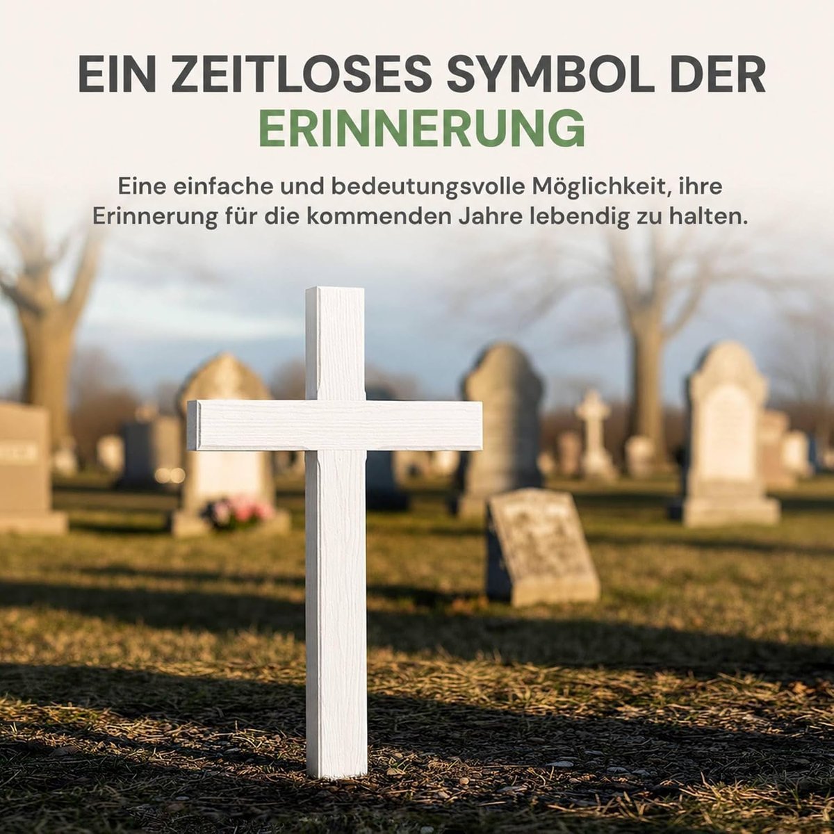 Urnenkreuz in Weiß am Grab